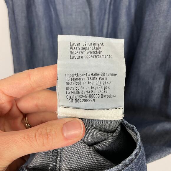 Creeks | Dark Chambray Sleeveless Pleated Knee Length Shift Dress - Picture 7 of 7